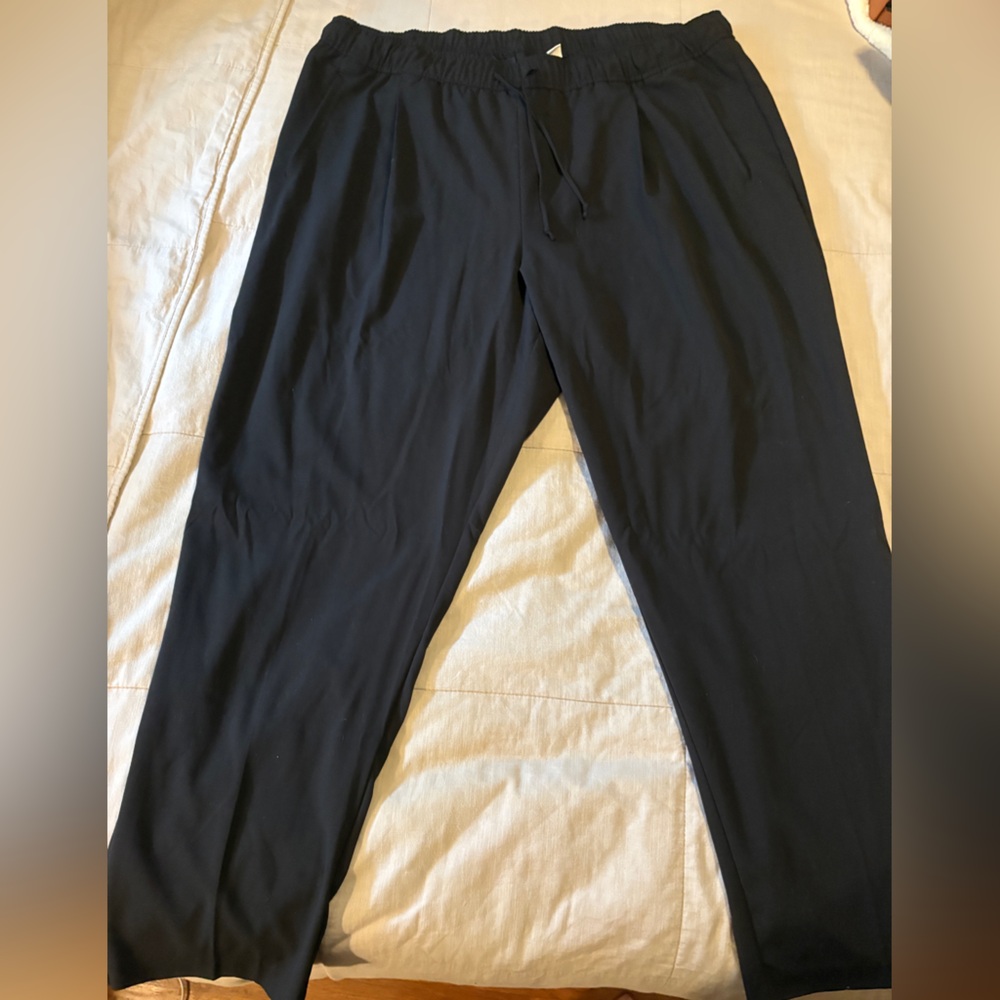 Old Navy Billie Straight Leg Black Pull-On Pants